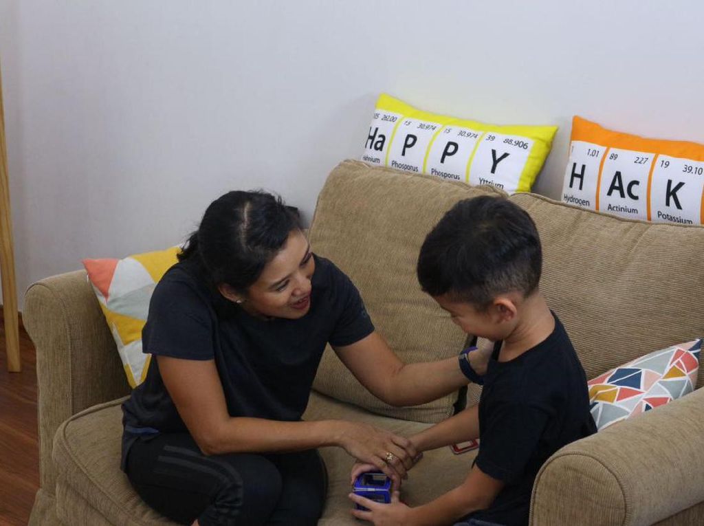 Sudahkah Kita Jadi Orang Tua yang Dipercaya Anak? Sudahkah Kita Jadi Orang Tua yang Dipercaya Anak?