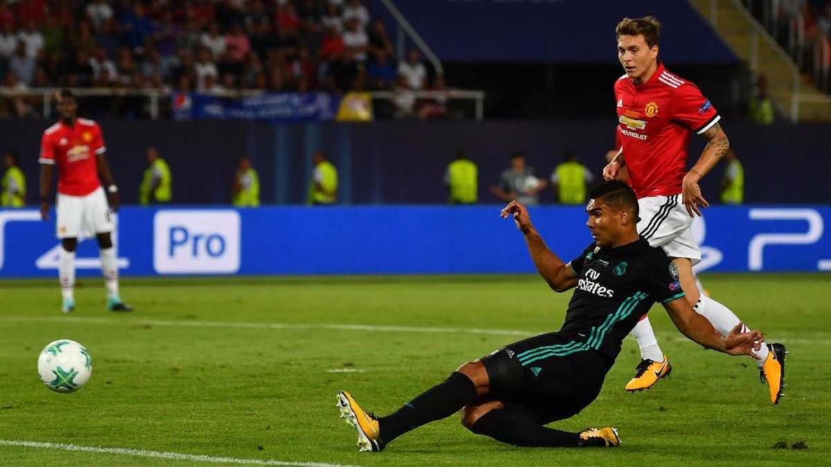 Casemiro enggan menanggapi apakah golnya offside atau tidak (Foto: Dan Mullan/Getty Images)