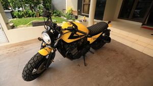 Suzuki GSX1100G ala Scrambler Bumblebee
