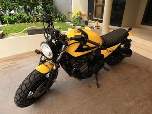 Suzuki GSX1100G ala Scrambler Bumblebee Suzuki GSX1100G ala Scrambler Bumblebee