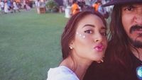 Sweet Moment! Gaya Pacaran Seru Ello dan Aurelie Moeremans