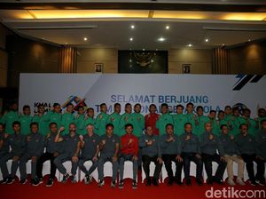 Ketum PSSI Resmi Lepas Timnas Sepakbola dan Futsal ke SEA Games 2017 Ketum PSSI Resmi Lepas Timnas Sepakbola dan Futsal ke SEA Games 2017