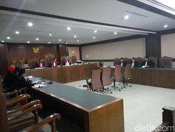 Diminta Bantuan Eks Dirjen P2KTrans, Charles: Minta ke Menteri PKB