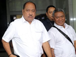 Selesai Diperiksa KPK, Melchias Mekeng Bantah Terima Duit e-KTP