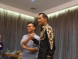 Adu Gaya Gibran vs AHY Hingga Sosialita Cantik Pemilik 200 Tas Hermes