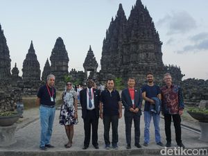 Delegasi MK Se-Asia Kagum Saat Berkunjung ke Candi Prambanan