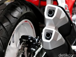 Menggeber Jagoan Honda di Kelas 250cc