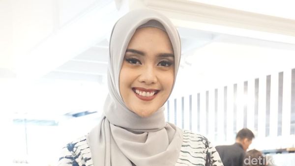 Foto: Dokter Hingga Seleb, Gaya 13 Hijabers Cantik & Inspiratif Indonesia
