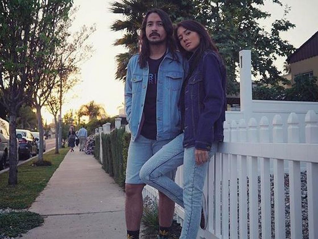 Mengintip Cerita Cinta Aurelie Moeremans dan Marcello Tahitoe Mengintip Cerita Cinta Aurelie Moeremans dan Marcello Tahitoe