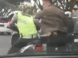 Oknum TNI yang Ngamuk dan Pukul Helm Polantas Berpangkat Serda