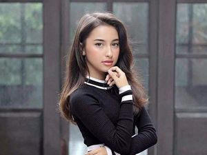 Ada Video Dicium-cium Devano, Ini Jawaban Jennifer Coppen