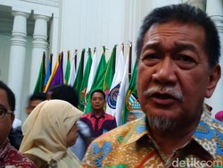 Amankan Posisi, Deddy Mizwar akan Dekati Golkar