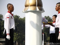 Pingsan Saat Upacara? Bisa Jadi Ini Penyebabnya