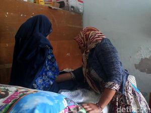 Perjuangan Gadis asal Brebes yang Hidup dengan Anus Buatan Perjuangan Gadis asal Brebes yang Hidup dengan Anus Buatan
