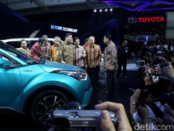 Bisik Toyota ke Menperin: Pakai Pajak Lama, C-HR Bisa Rp 500 Juta