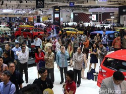 Sejuta Lebih Mobil Terjual di RI Tahun Lalu, 70% Belinya Kredit