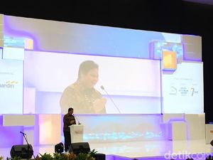 Menperin Airlangga Hartarto Buka GIIAS 2017 Menperin Airlangga Hartarto Buka GIIAS 2017