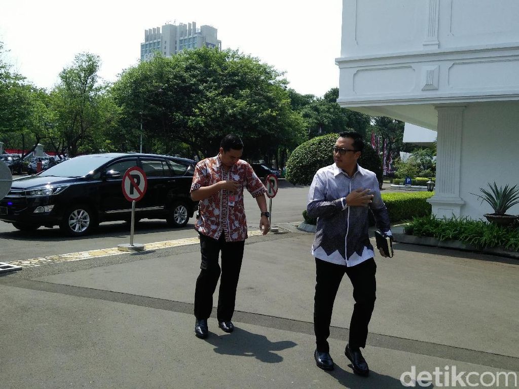 Adhyaksa Menghadap, Jokowi Langsung Panggil Menpora Imam Nahrawi Adhyaksa Menghadap, Jokowi Langsung Panggil Menpora Imam Nahrawi