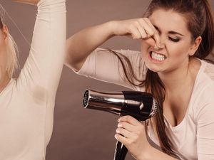 Netizen Ungkap Rahasia Ampuh Usir Bau Badan, Bisa Kamu Tiru Nih! Netizen Ungkap Rahasia Ampuh Usir Bau Badan, Bisa Kamu Tiru Nih!