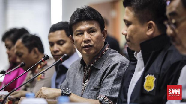 Kabareskrim Ari Dono Sukmanto (tengah), di Jakarta, 2017. Ia menyebut proses hukum terhadap terduga koruptor yang mengembalikan uang negara saat proses penyelidikan bisa tidak dilanjutkan.