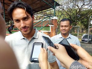 Sudah Bertemu Timnas U-22, tapi Ezra Absen Latihan