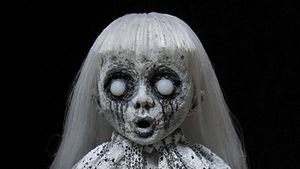 Foto: 15 Boneka yang Nggak Kalah Seram Dari Annabelle, Hii.. Bikin Merinding