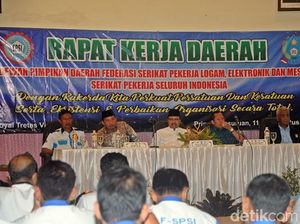 Pekerja Harus Tingkatkan Kualitas Bila Tak Ingin Diganti Mesin