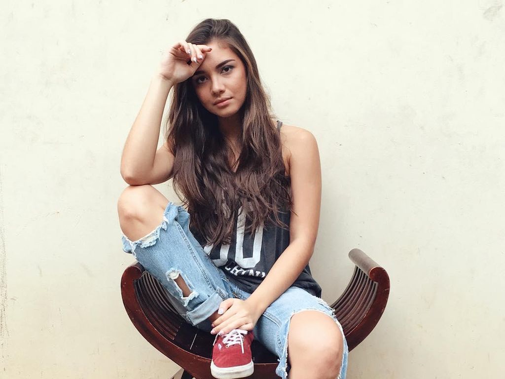 Angela Gilsha Minta Maaf Tak Bisa Temani Dylan Carr Operasi Angela Gilsha Minta Maaf Tak Bisa Temani Dylan Carr Operasi