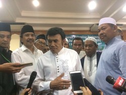 Luncurkan Rekening Perjuangan, Rhoma Irama Sambutan Sambil Nyanyi