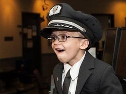 Bocah dengan Kelainan Jantung Mimpi Jadi Pilot, Ini yang Terjadi