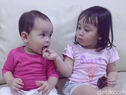 Anak Mau Berbagi Sama Teman Tapi Pelit Sama Adiknya, Kenapa?