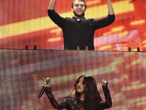 DJ Zedd Ungkap Hal Terburuk Saat Pacari Selena Gomez