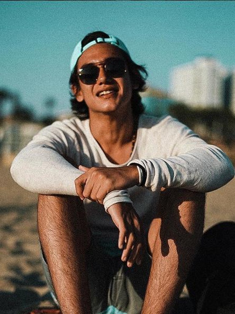 760 Koleksi Gambar Cowok Keren Instagram Gratis Terbaik