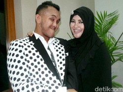 Indadari Resmi Gugat Cerai Caisar