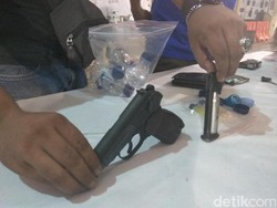 Polisi Sita Airsoft Gun Anggota Dewan Aceh yang Ditangkap Nyabu