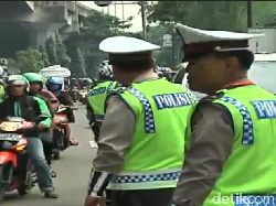 Video Razia Pajak Kendaraan Bermotor di Samsat Jakarta Timur