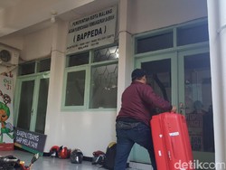 Geledah Barenlitbang Malang, KPK Angkut Dokumen Rencana APBD 2015