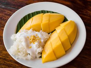 5 Buah Ini Jadi Pelengkap Favorit Kue Tradisional 5 Buah Ini Jadi Pelengkap Favorit Kue Tradisional