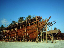 Pinisi Bersaing dengan 195 Negara Dapatkan Gelar Warisan Budaya