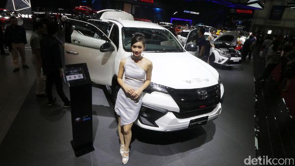 Foto : Fortuner TRD, Mobil Anyar Toyota di GIIAS 2017