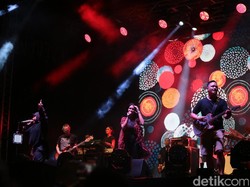 Seru-seruan Nostalgia Bareng Potret di We The Fest 2017