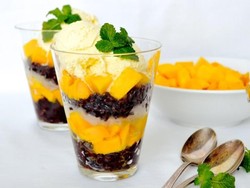 Ketan Hitam yang Pulen Legit Enak Juga Dipadu dengan Mangga