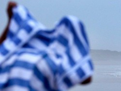 Dor! Ada Penembakan di Pantai Kaum Nudis di Pulau Corsica Prancis