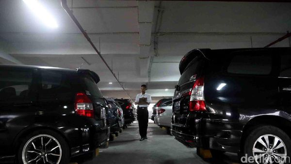 Tarif Parkir di DKI Jakarta Akan Naik 10%