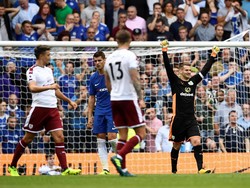 Cahill dan Fabregas Dikartu Merah, Chelsea Ditaklukkan Burnley