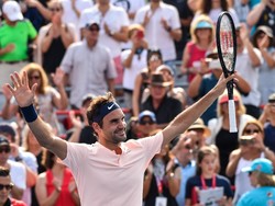 Federer Melangkah ke Semifinal