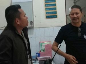 Atap Runtuh di Gedung Indonesia Menggugat Timpa Bawalkot Cirebon