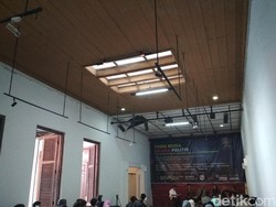 Ini Penyebab Runtuhnya Atap Gedung Indonesia Menggugat