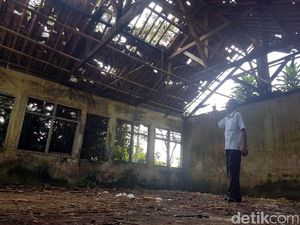 Melihat Kondisi Kelas untuk Bocah SR yang Tewas di Sekolah