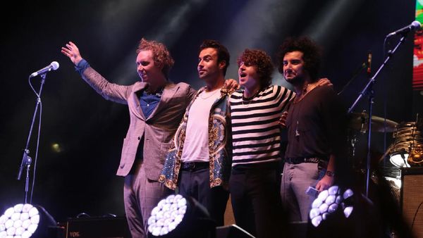 Menari Bersama The Kooks